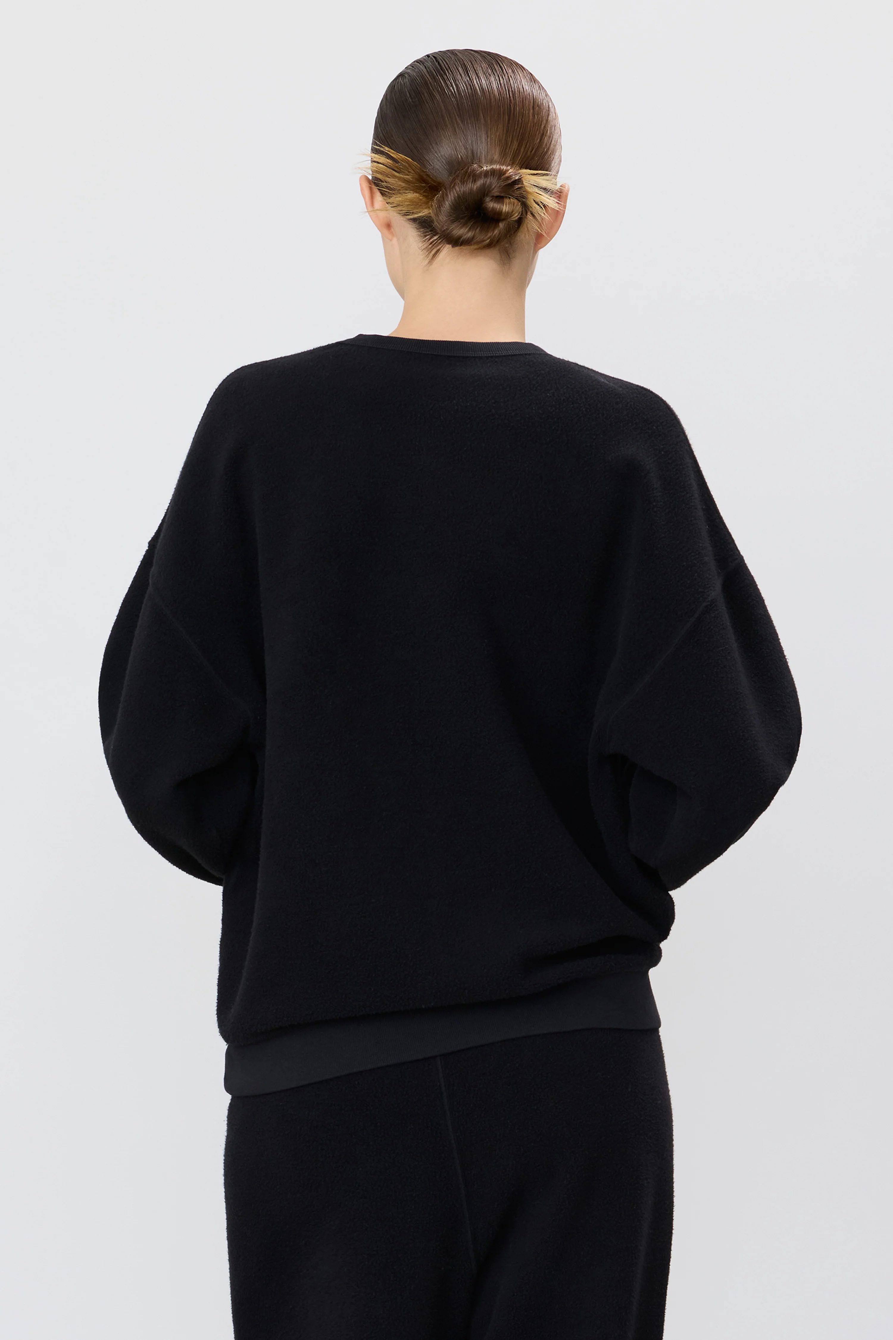 CLASSIC CREW SWEATSHIRT - Image 4
