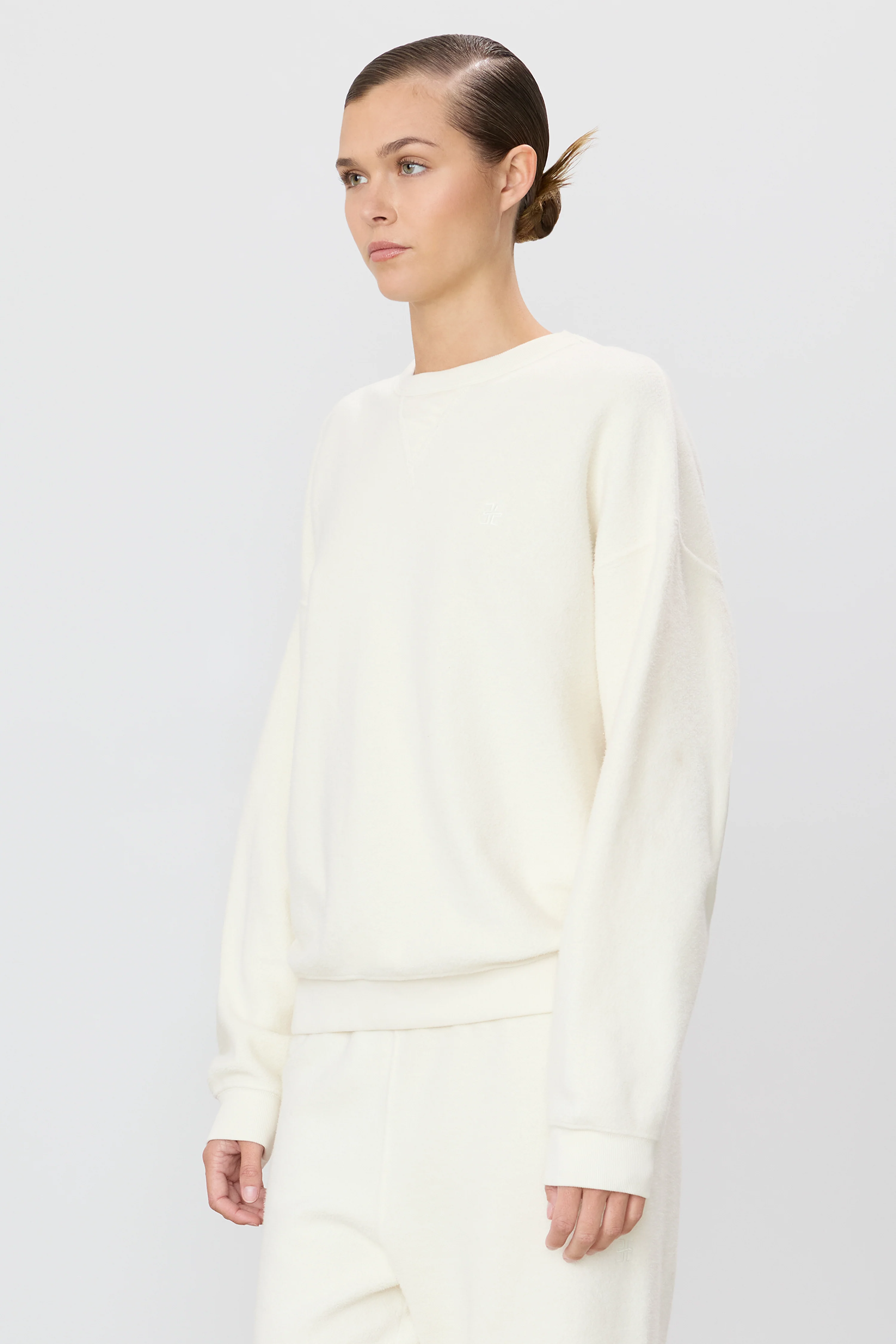 CLASSIC CREW SWEATSHIRT - Image 3