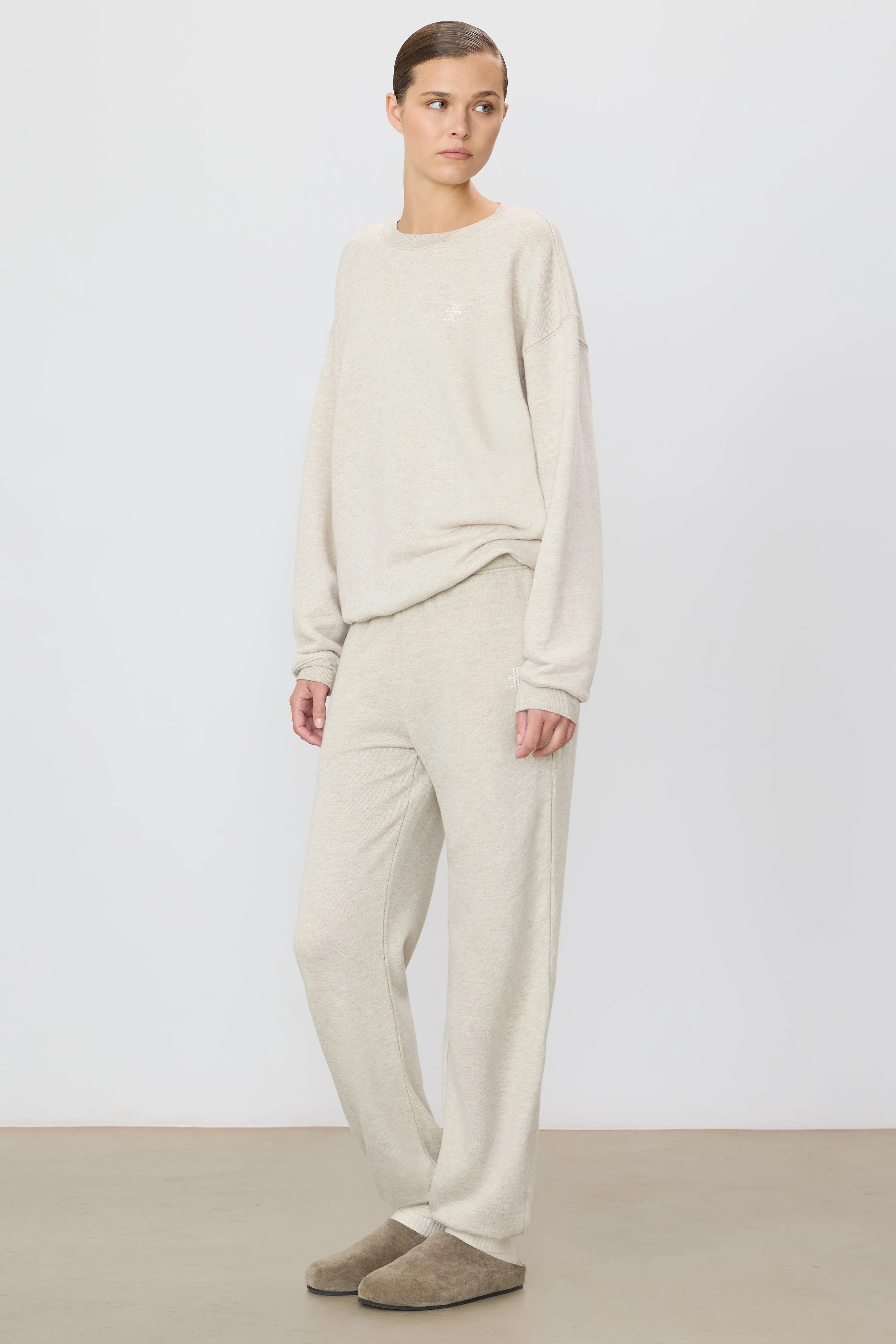 CLASSIC SWEATPANT - Image 3