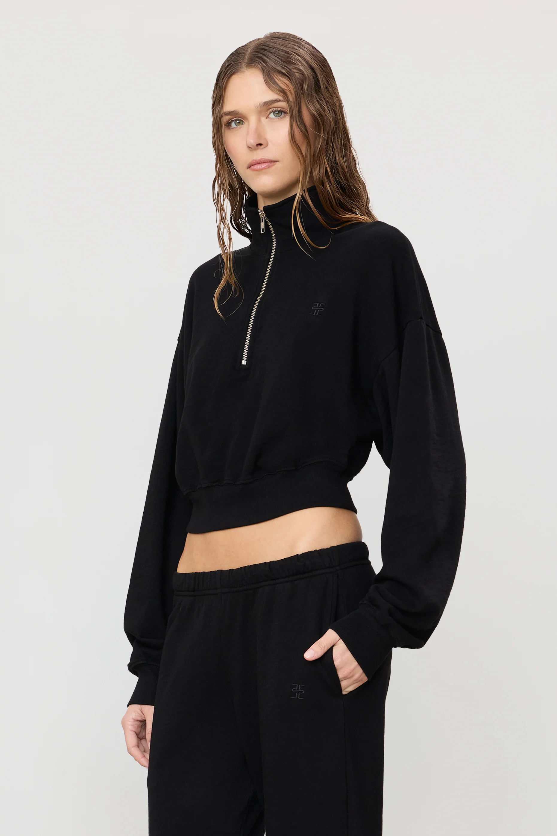 CROPPED HALF-ZIP SWEATSHIRT - Image 3