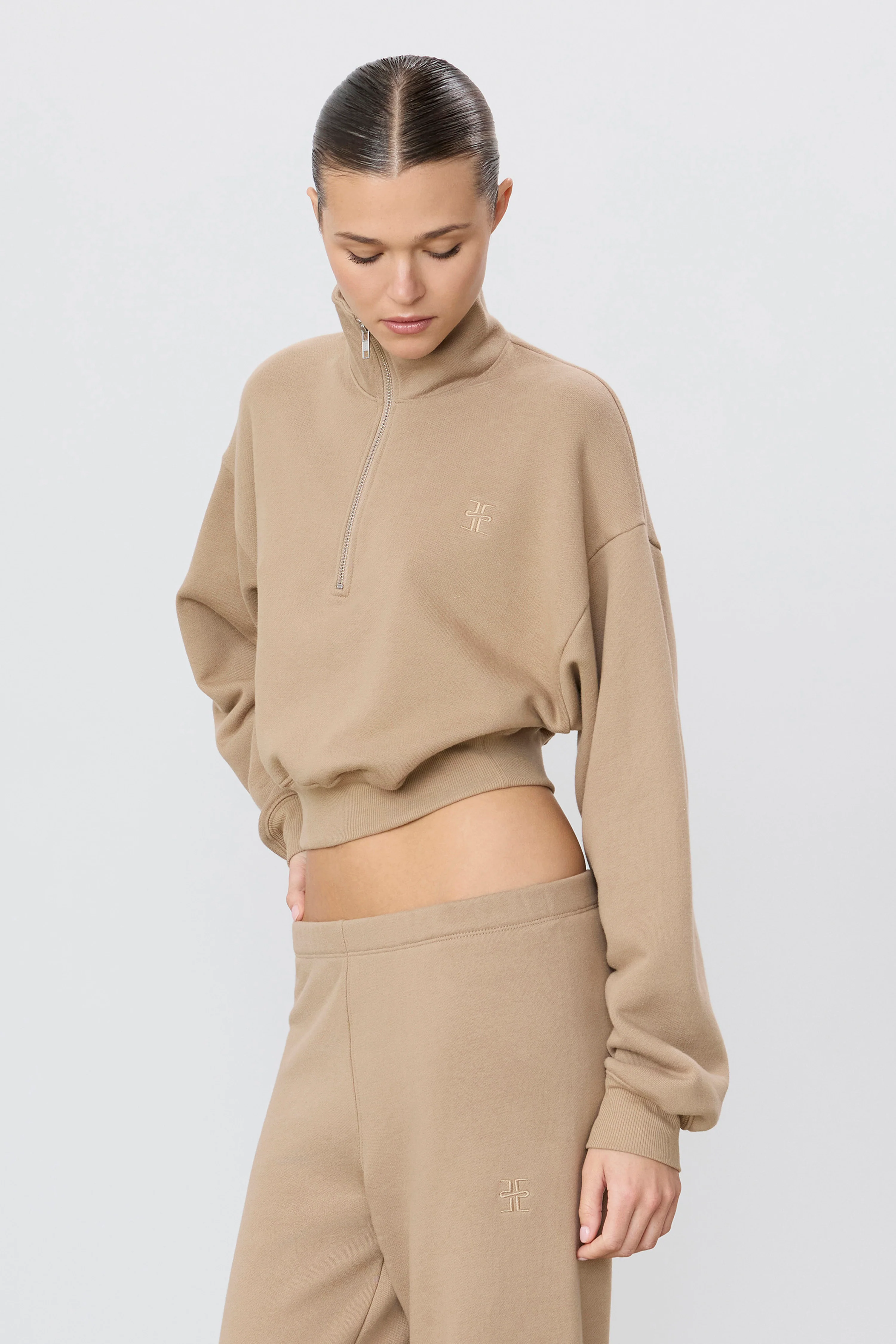 CROPPED HALF-ZIP SWEATSHIRT - Image 3