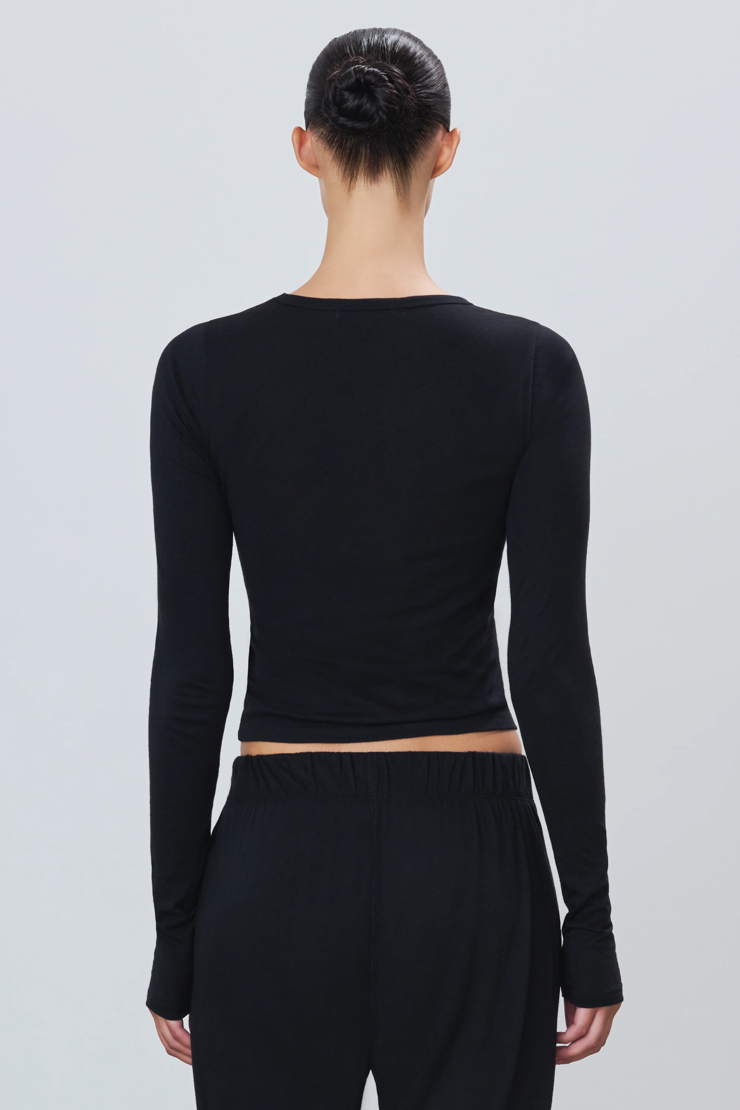 FITTED CREWNECK LONG SLEEVE T-SHIRT - Image 3