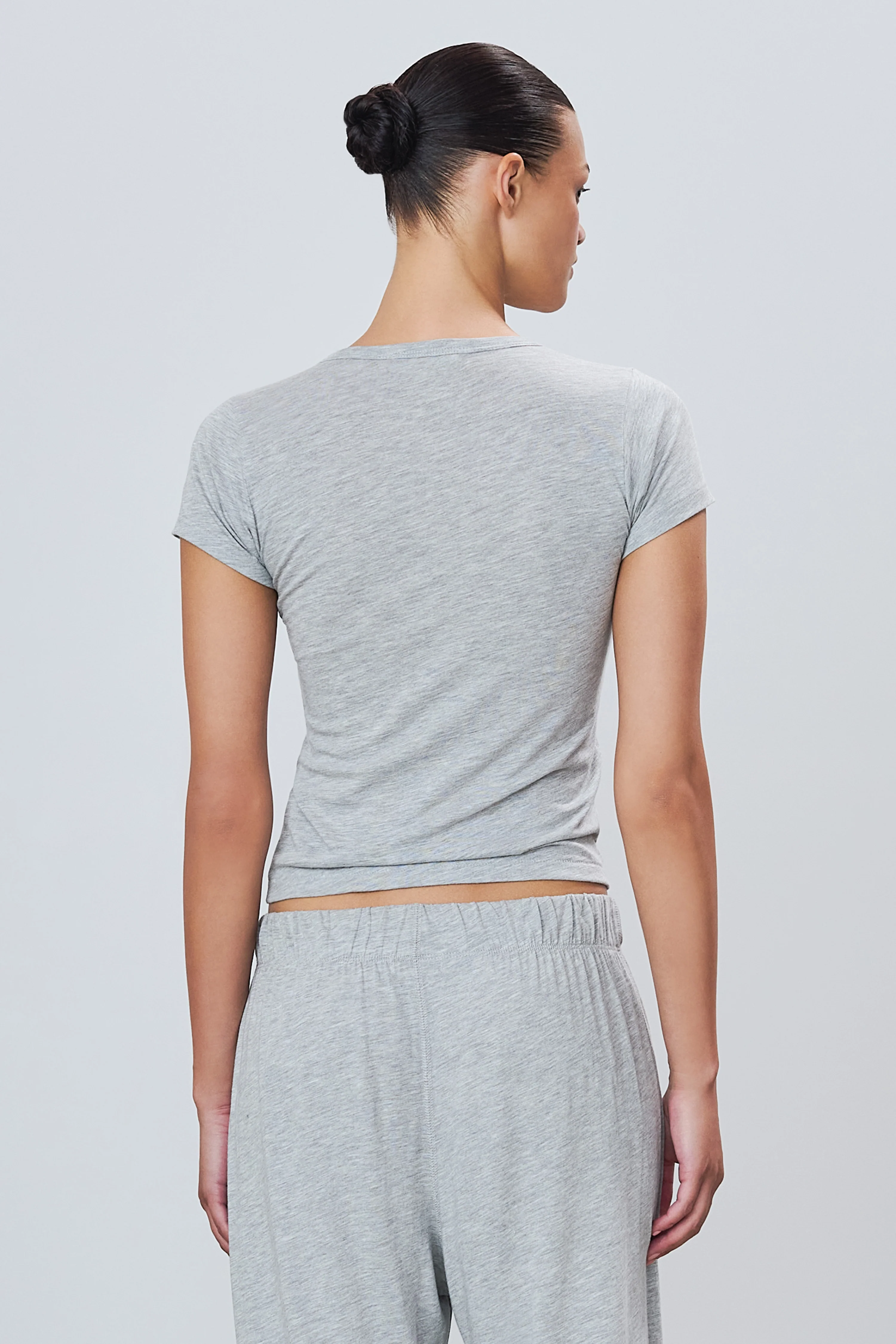 FITTED CREWNECK SHORT SLEEVE T-SHIRT - Image 4