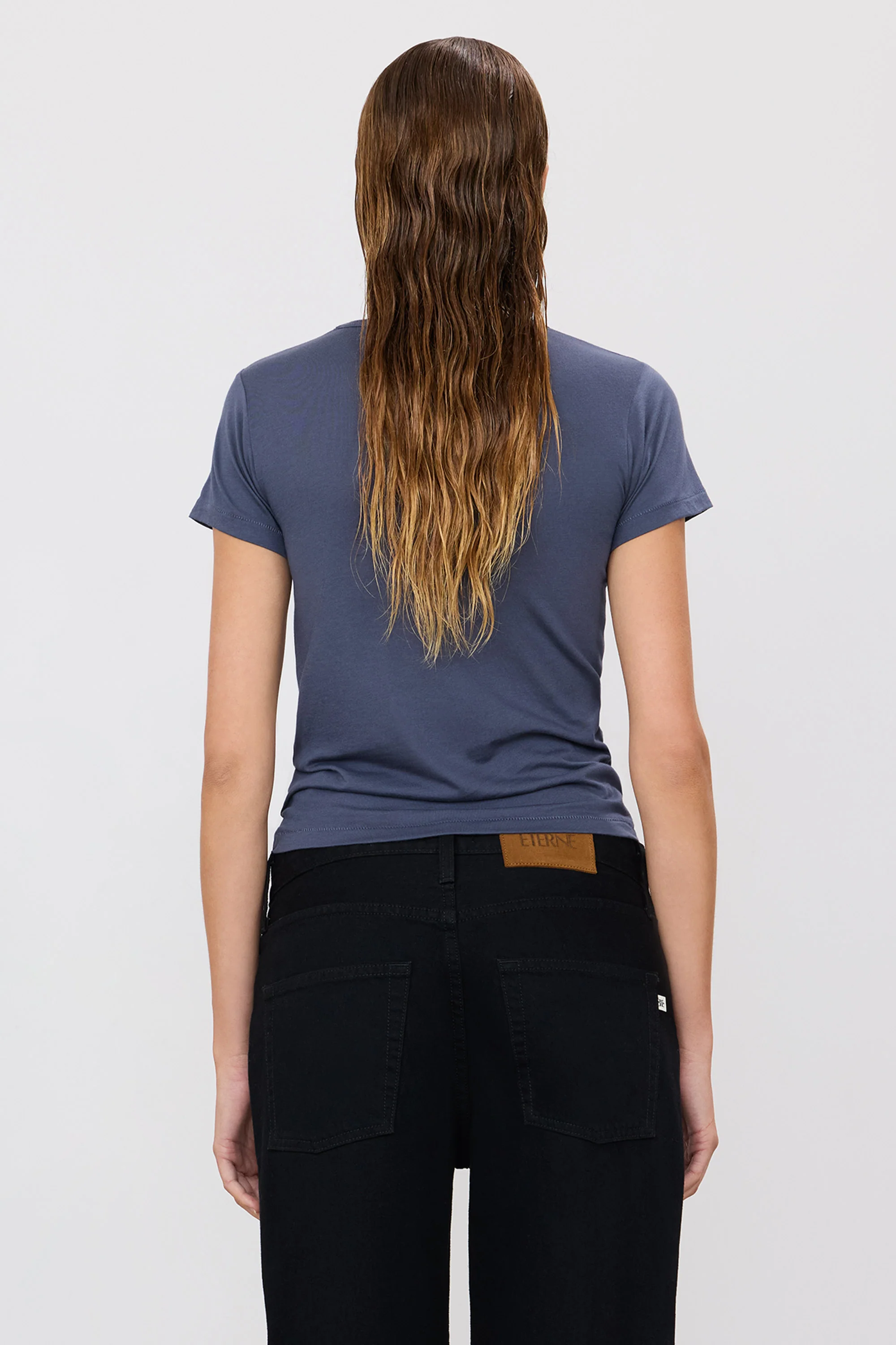FITTED CREWNECK SHORT SLEEVE T-SHIRT - Image 4