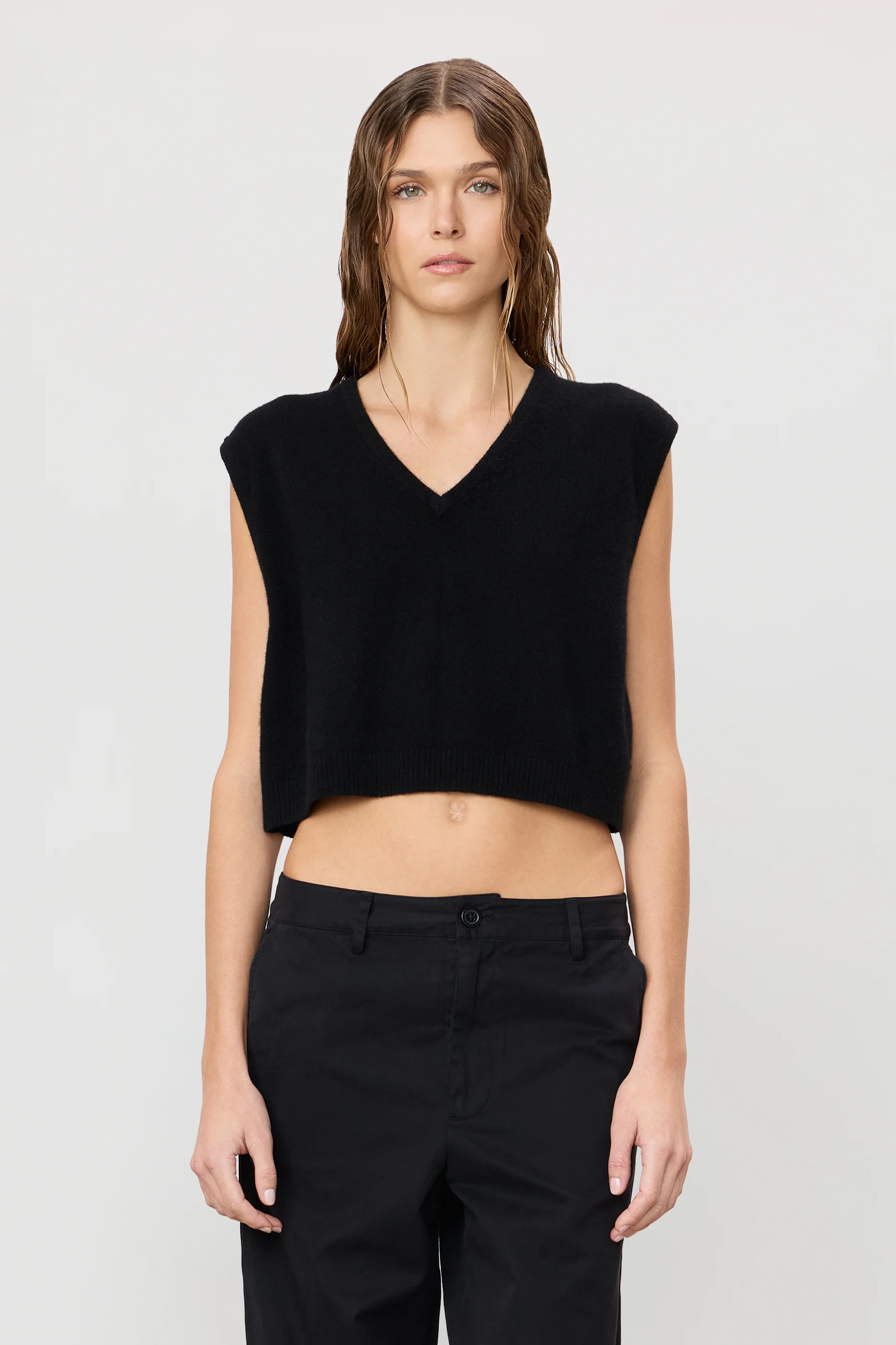 LEON VEST - Image 2
