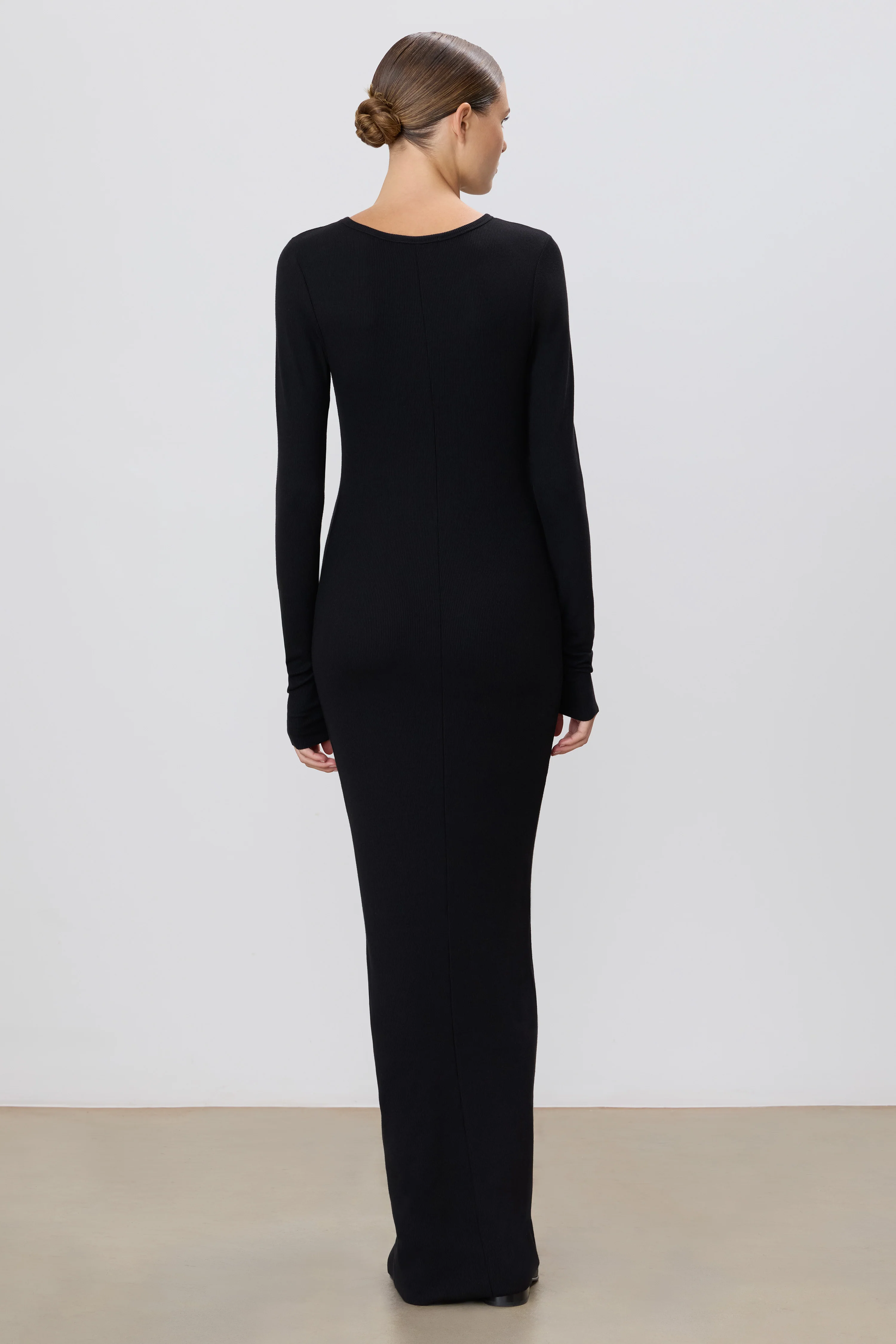 LONG SLEEVE CREWNECK MAXI DRESS - Image 4