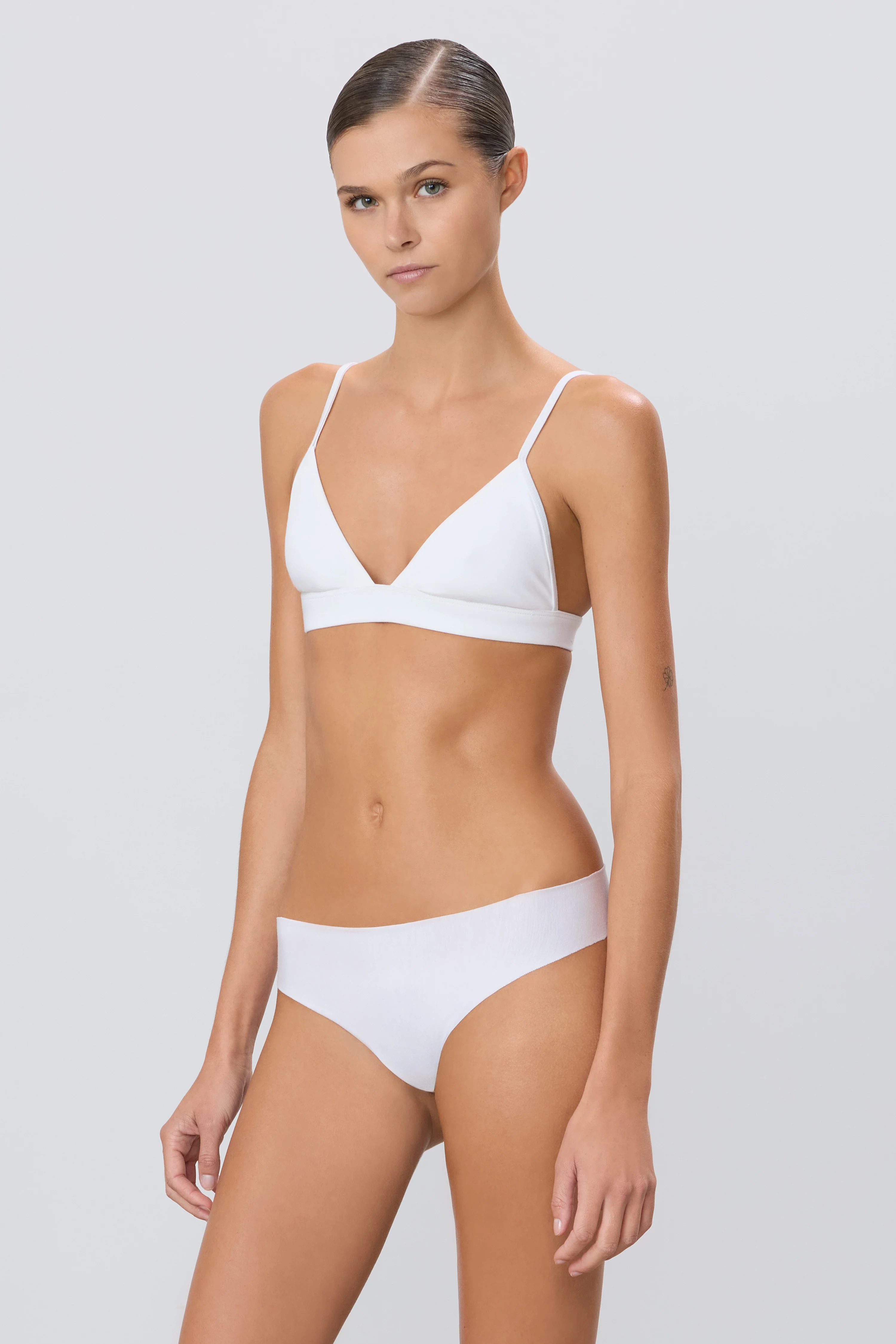LOW-RISE THONG - Image 3