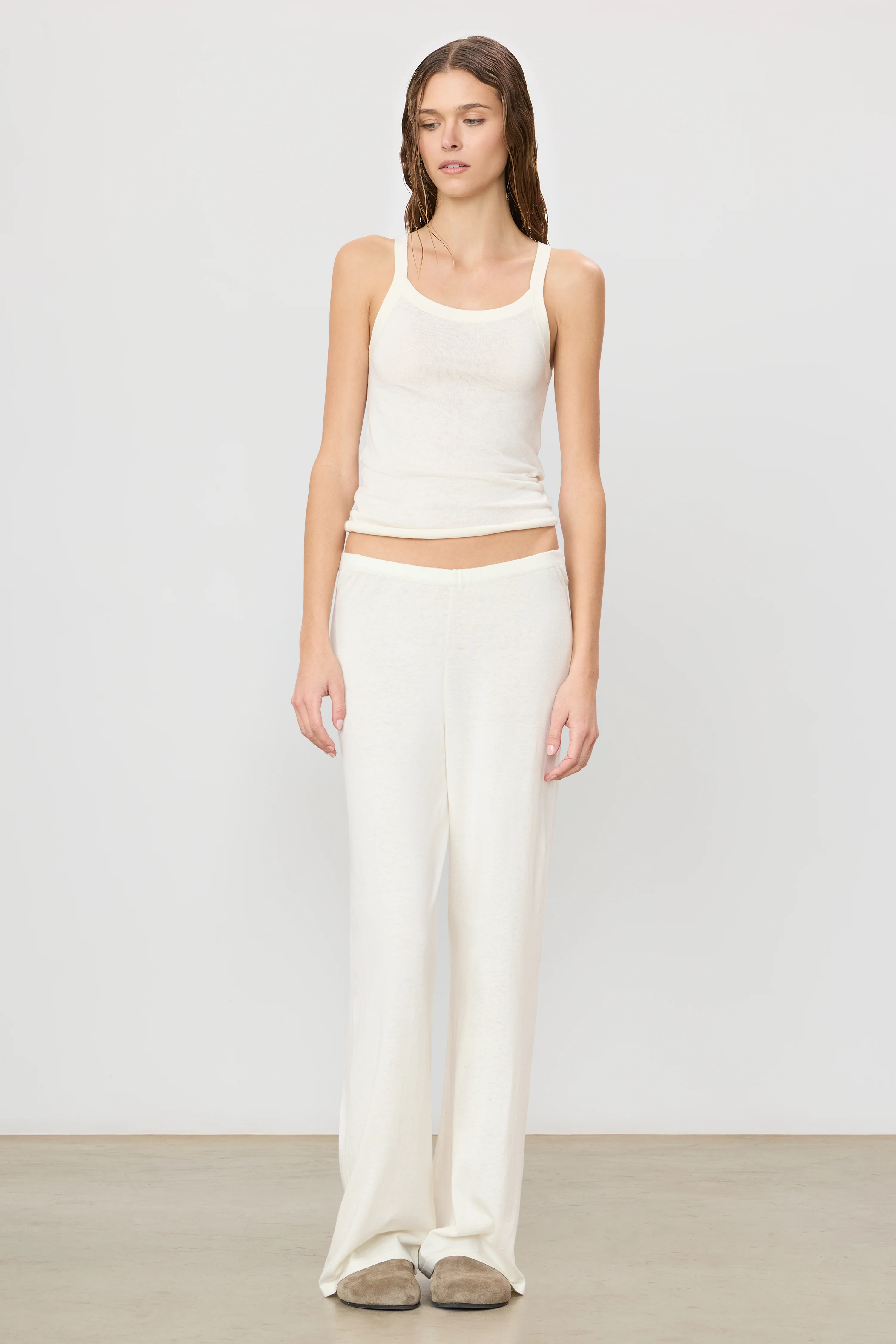 LOW-WAIST FLARE PANT - Image 2
