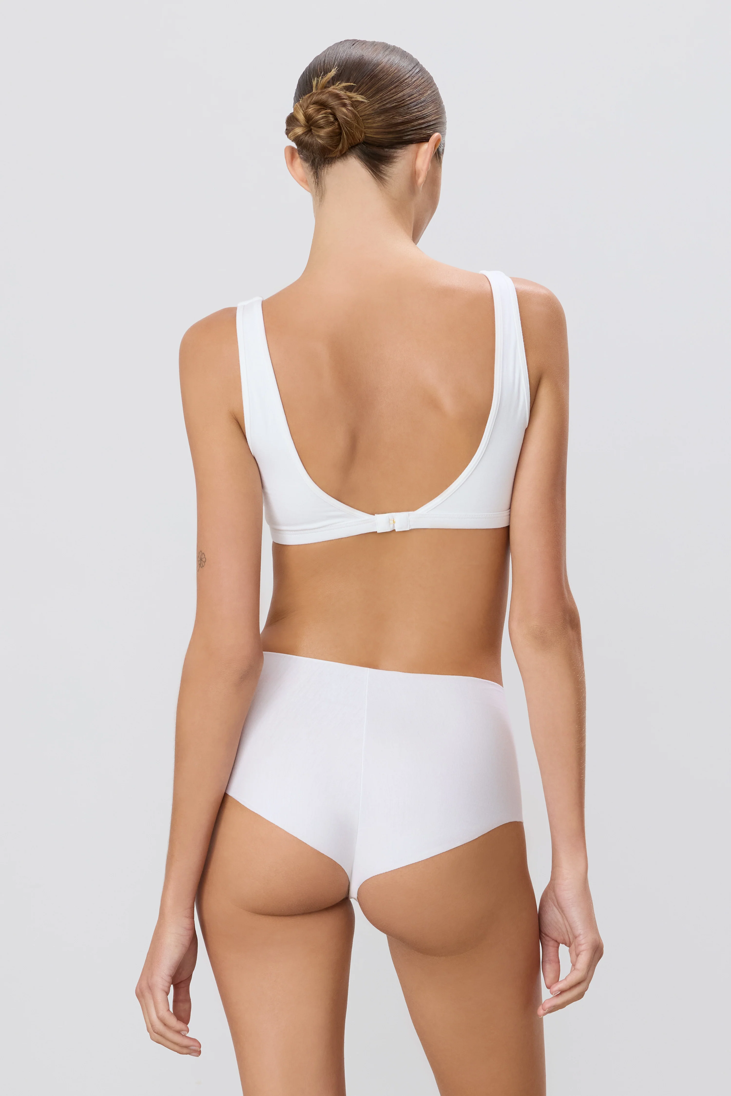 SCOOP NECK BRA - Image 4