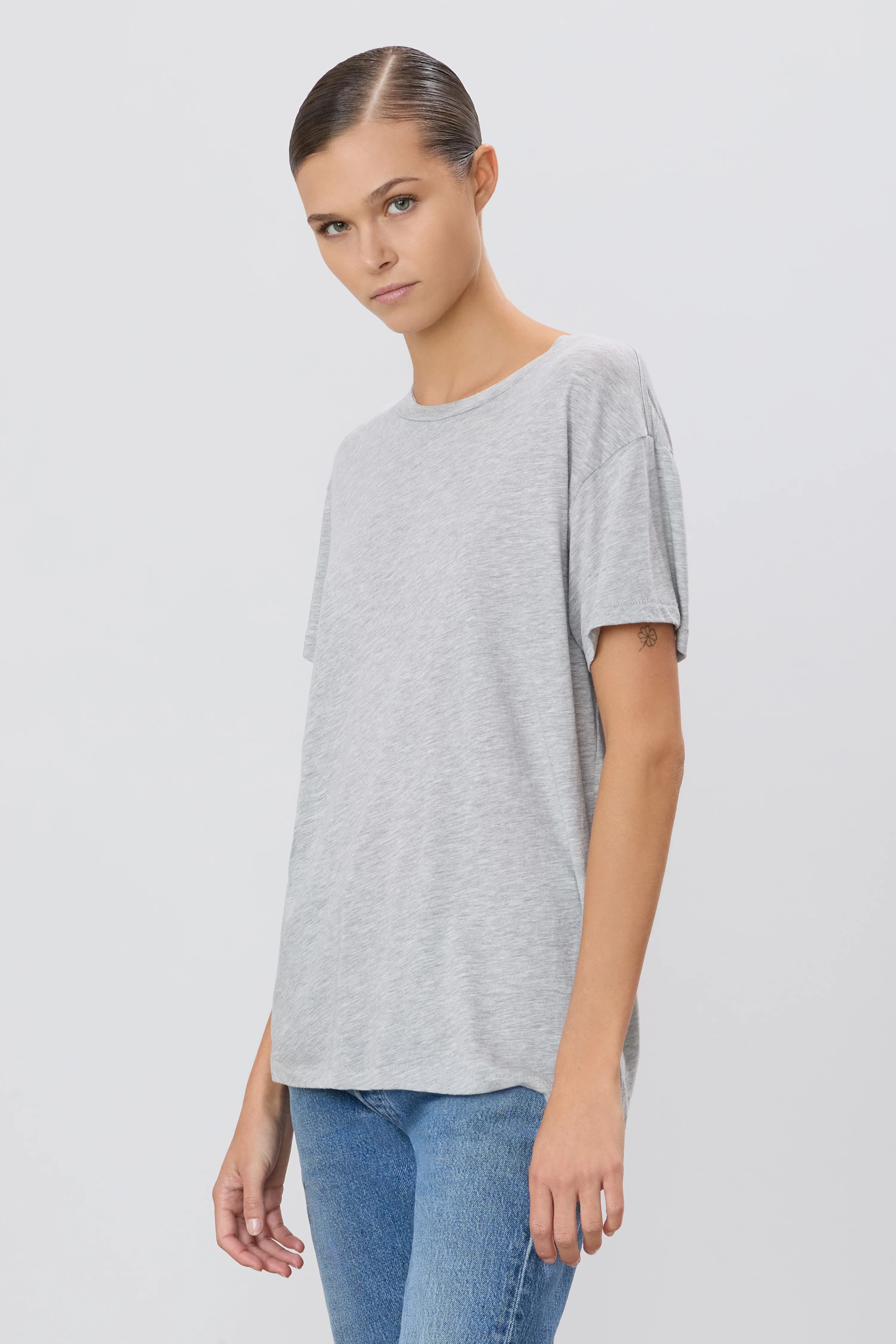 SHORT SLEEVE BOYFRIEND T-SHIRT - Image 3