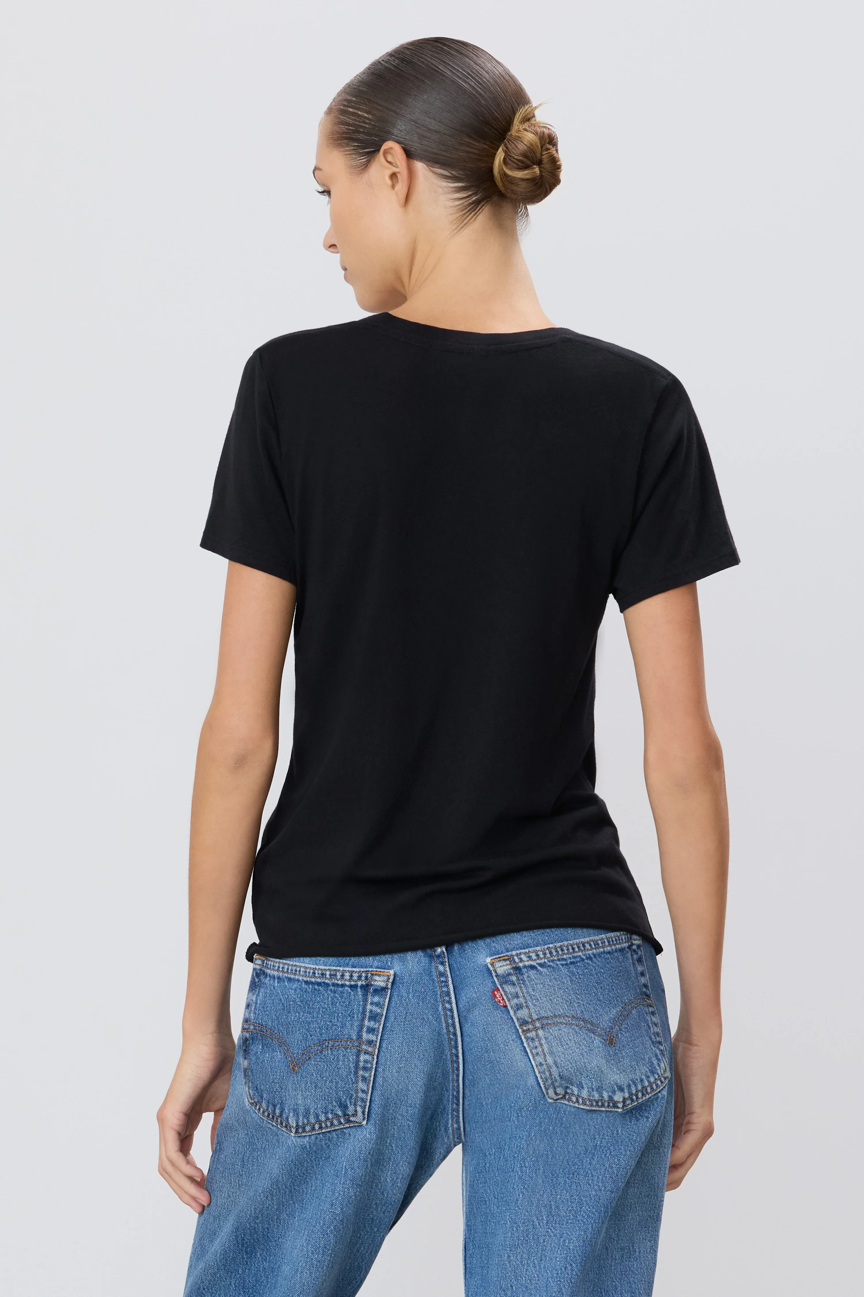 V-NECK T-SHIRT - Image 4
